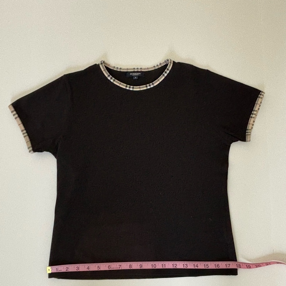 Vintage Burberry Women’s Black T-shirt with Checkered Trim